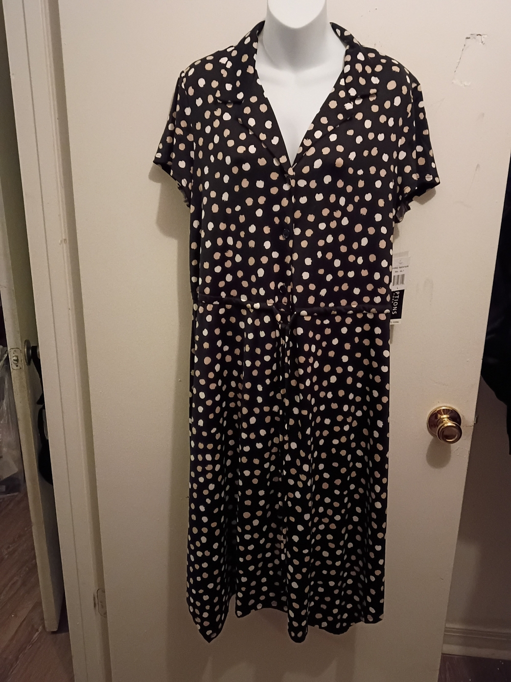 Black Polka Dot Short-Sleeve Midi Dress - Beige Spots